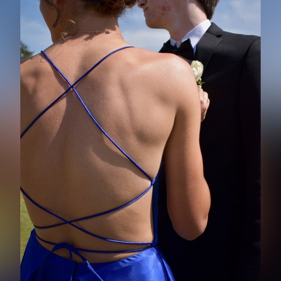 Royal Blue Sherri Hill prom dress - Picture 2 of 5